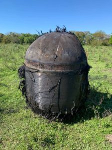 Misterio en Chaco: cayó un objeto metálico del cielo