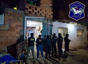Allanamientos en Monte Hermoso: Tres personas detenidas y cocaína secuestrada