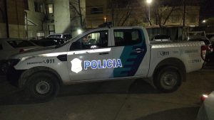 Hombre aprehendido tras provocar disturbios luego de un choque