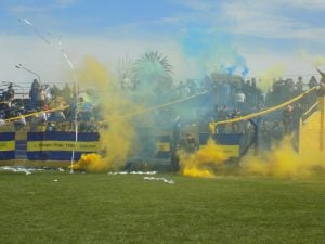 Fútbol de Primera: Luego del triunfo, Boca recibió la copa del Clausura