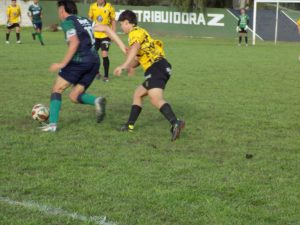 Fútbol de Primera: Perdió Alumni y descendió a Segunda División
