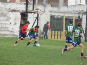 Fútbol inferiores: Ganó la Sub-15 y perdió la Sub-13