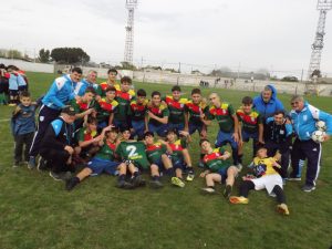 Fútbol inferiores: Ganó la Sub-15 y perdió la Sub-13