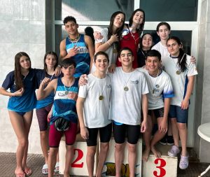 Destacada actuación de nadadores de la ENTA en competencia de la Liga Regional