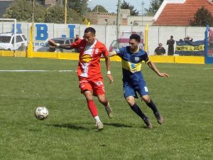 Fútbol de Primera: Perdió Alumni y descendió a Segunda División