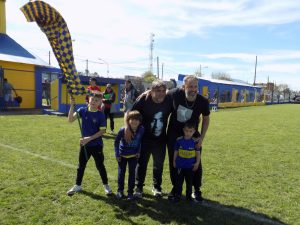 Fútbol de Primera: Luego del triunfo, Boca recibió la copa del Clausura