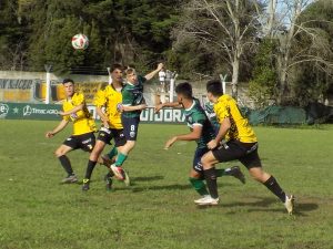 Fútbol de Primera: Perdió Alumni y descendió a Segunda División