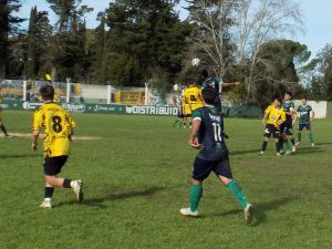 Fútbol de Primera: Perdió Alumni y descendió a Segunda División