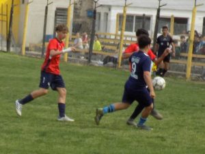 Fútbol inferiores: Ganó la Sub-15 y perdió la Sub-13