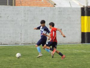 Fútbol inferiores: Ganó la Sub-15 y perdió la Sub-13