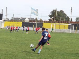 Fútbol inferiores: Ganó la Sub-15 y perdió la Sub-13