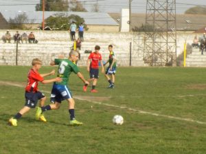 Fútbol inferiores: Ganó la Sub-15 y perdió la Sub-13