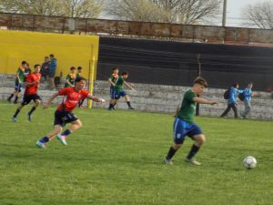 Fútbol inferiores: Ganó la Sub-15 y perdió la Sub-13