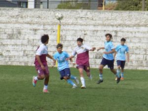 Fútbol Inferiores: Las Selecciones Sub- 13 y 15 se despidieron con un triunfo