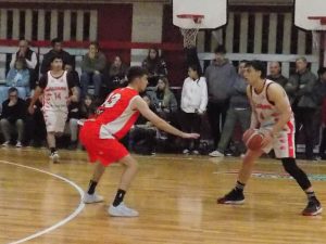 Clausura de Básquet: Ganó Huracán y es único puntero