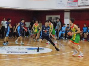 Básquet: Ganó Tres Arroyos en el debut del Zonal U-17 masculino