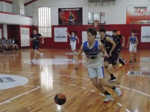 Básquet U – 17: Ceremonia de Apertura y Tres Arroyos puntero