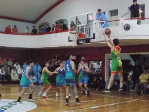 Básquet U – 17: Ceremonia de Apertura y Tres Arroyos puntero