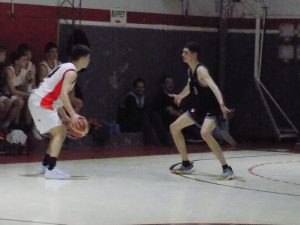 Clausura de Básquet: Ganó Huracán en la 7ª y sigue en la punta