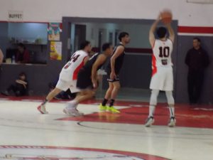 Clausura de Básquet: Ganó Huracán en la 7ª y sigue en la punta
