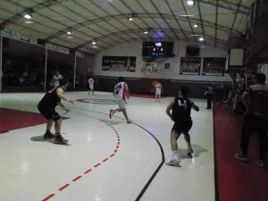 Clausura de Básquet: Ganó Huracán en la 7ª y sigue en la punta