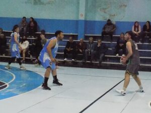 Clausura de Básquet: Ganó Huracán en la 7ª y sigue en la punta