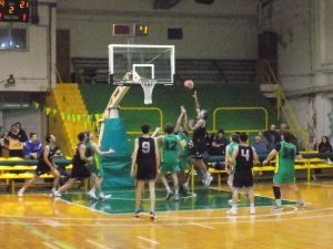 Básquet: Ganaron Huracán y Alumni. Costa Sud, en el postergado