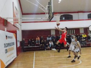 Básquet Provincial: Triunfos de Huracán y Alumni