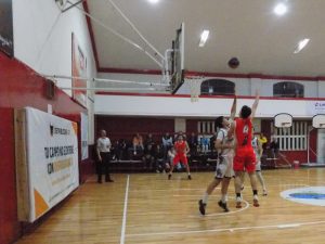 Básquet Provincial: Triunfos de Huracán y Alumni