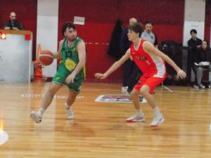 Básquet local: Huracán ganó el clásico ante Costa Sud