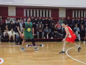 Básquet local: Huracán ganó el clásico ante Costa Sud