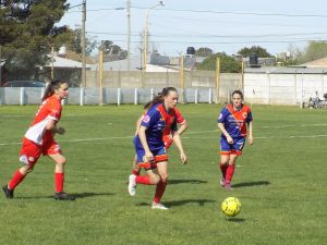 Fútbol Femenino: El Nacional se sube al liderato y alcanza a Huracán