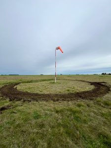 La ANAC mantiene clausurado el Aeródromo. Intensas tareas de ajustes, reparaciones y obras hace el Municipio (video)