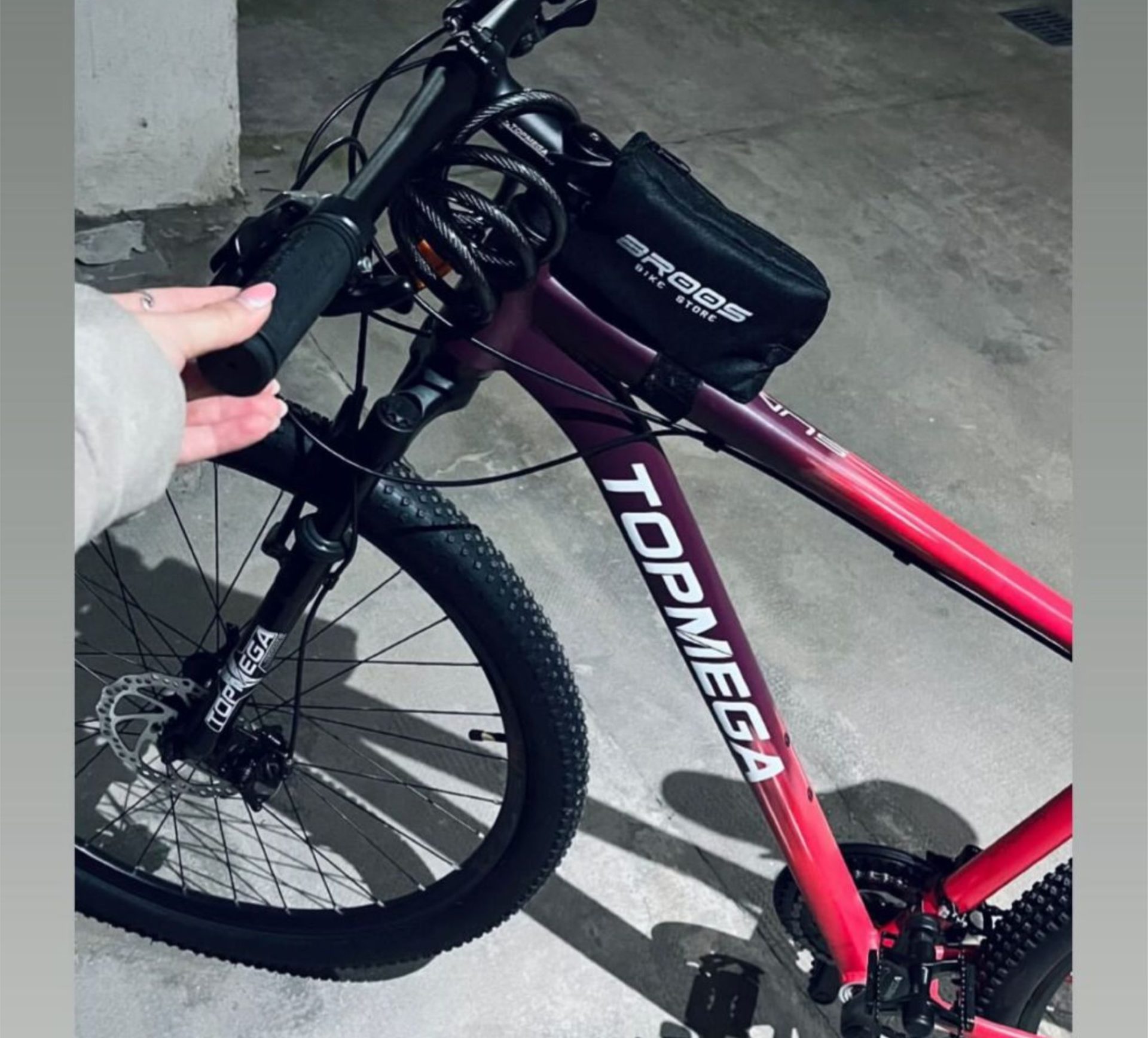 (video) Ni imaginó que quedaba filmado cuando robó la bicicleta