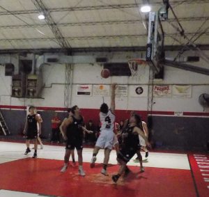 Clausura de Básquet: Ganó Huracán en la 7ª y sigue en la punta