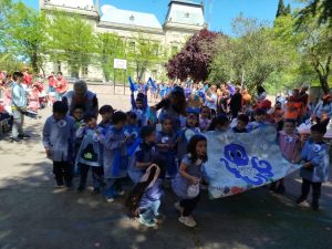 Día de la Familia: Fiesta de color en el Jardín de infantes 918