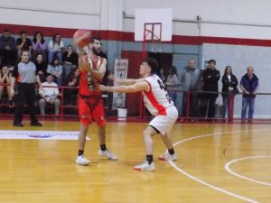 Básquet Local: Quilmes ganó el clásico y es único puntero del Clausura