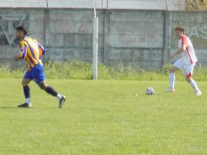 Fútbol de Primera:  Empate entre   Colegiales y Huracán en el comienzo de la fecha