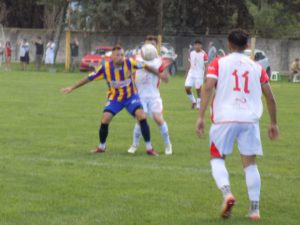 Fútbol de Primera:  Empate entre   Colegiales y Huracán en el comienzo de la fecha