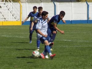 Fútbol de Primera: Comenzó el torneo “Carlos Mastrángelo”