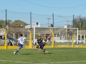 Fútbol de Primera: Comenzó el torneo “Carlos Mastrángelo”