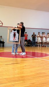 Alumni homenajeó a Juan Manuel Locatelli