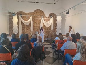 Museo Mulazzi: Exitoso Café Literario sobre la obra de Isabel Allende