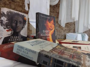 Museo Mulazzi: Exitoso Café Literario sobre la obra de Isabel Allende