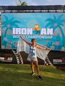 (video) Elisa Hospitaleche, abanderada de la delegación nacional en el Ironman de Hawaii