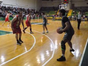 Básquet local: Ganaron Club de Pelota y Quilmes