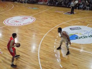Provincial de Básquet: Ganó Huracán, perdió Alumni