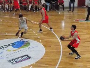 Provincial de Básquet: Ganó Huracán, perdió Alumni