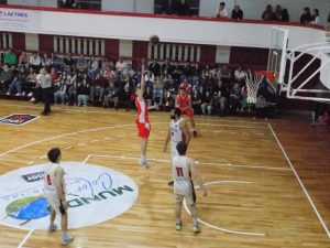 Provincial de Básquet: Ganó Huracán, perdió Alumni