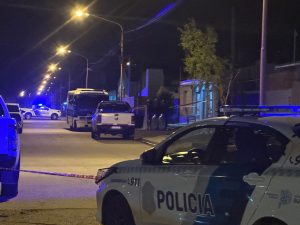 (video)Un baleado, un detenido y una 9 mm secuestrada
